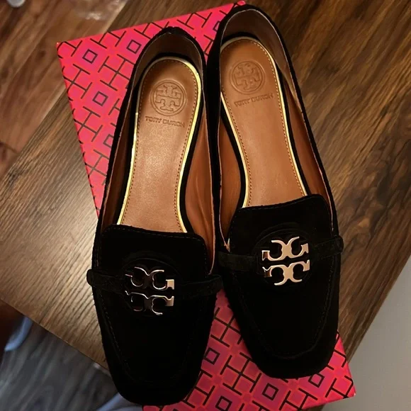 Tory Burch Suede Mocasines - Picture 6 of 7